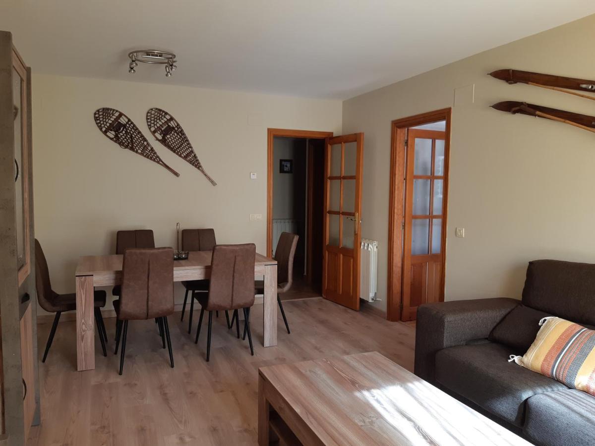 Appartamento Apartamento Familiar Con Vistas Y Garage La Portiecha Sallent de Gállego Esterno foto